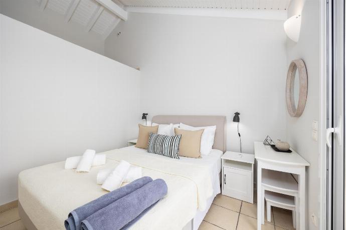 Double bedroom with A/C and sea views . - Villa Bougainvillea . (Photo Gallery) }}