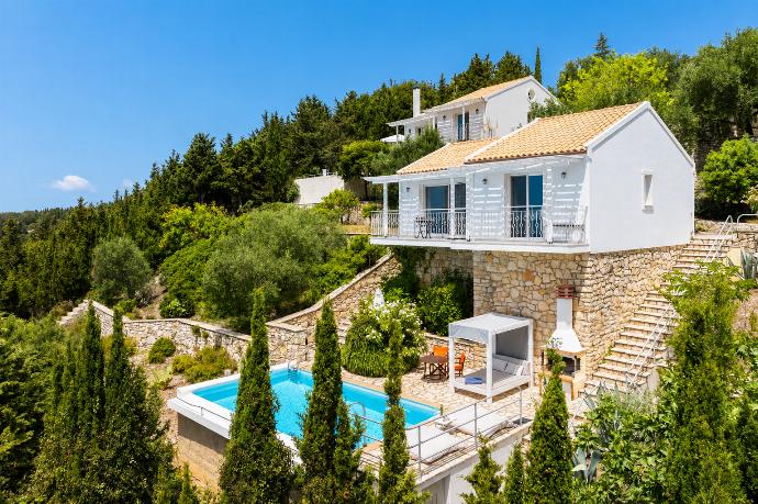 Villa Bougainvillea