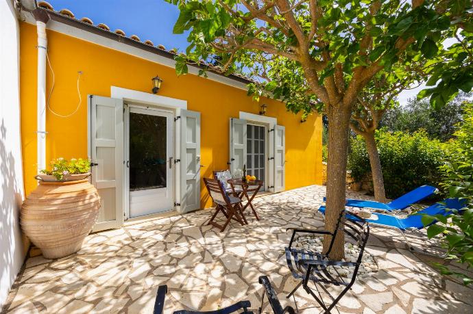 Beautiful cottage with private terrace . - Agathi Cottage . (Photo Gallery) }}