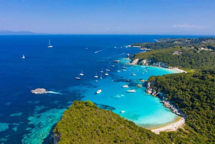 Antipaxos . - Villa Marmari . (Photo Gallery) }}