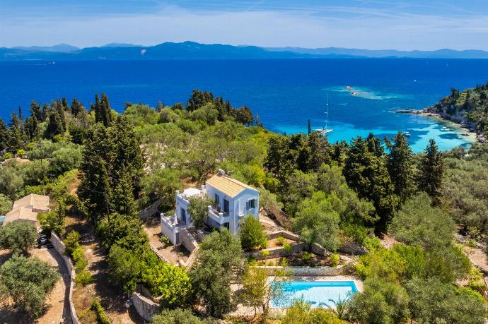 Aerial view of villa . - Villa Marmari . (Photo Gallery) }}