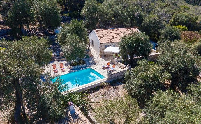 Beautiful villa with private pool and terrace . - Villa Hara . (Galleria fotografica) }}