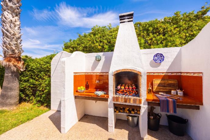 BBQ area . - Villa Miguel Dos . (Galerie de photos) }}