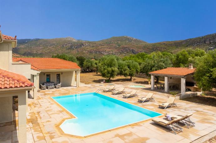 Villa Pomegranate Tree