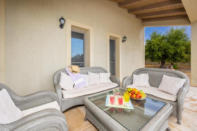 Villa Pomegranate Tree