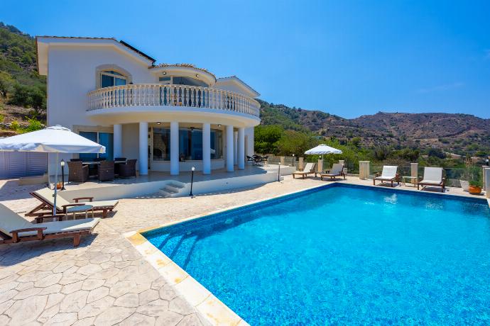 . - Villa Aquavitus . (Photo Gallery) }}