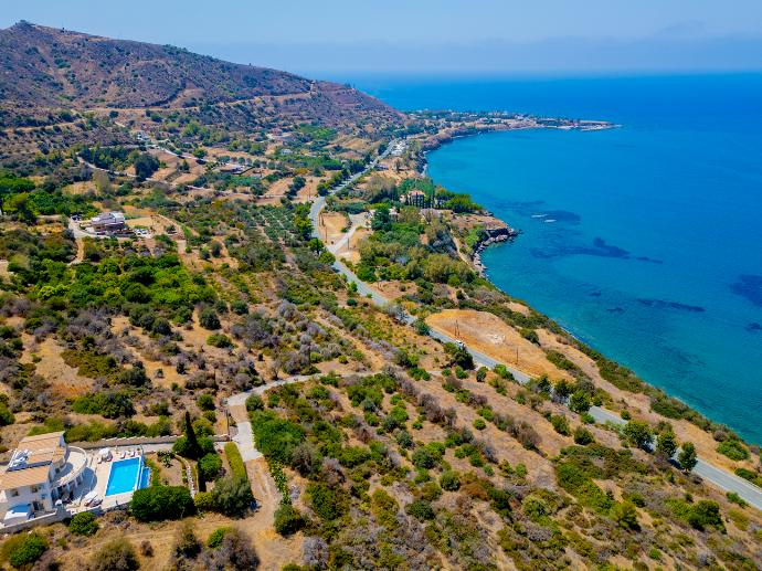  . - Villa Aquavitus . (Photo Gallery) }}