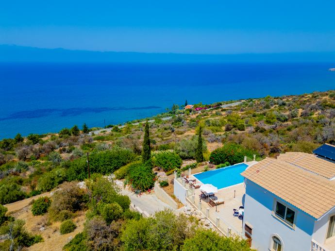  . - Villa Aquavitus . (Photo Gallery) }}