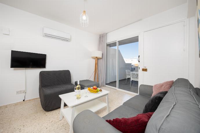 Latchi Bay Apartment