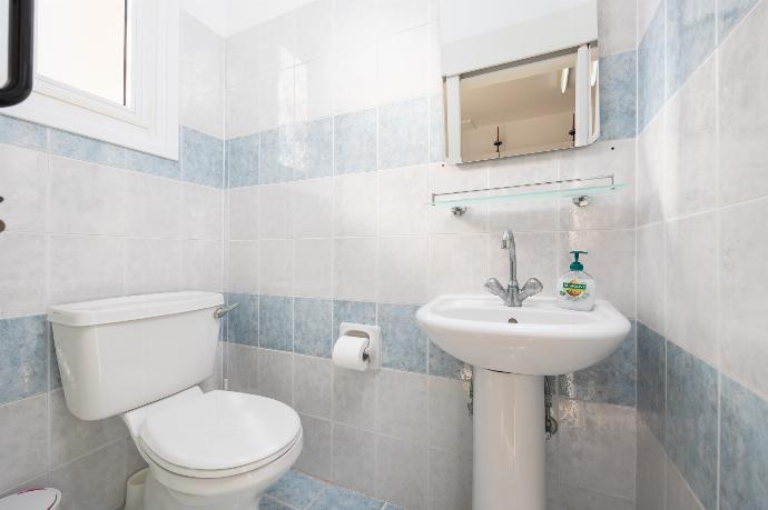 Argaka . - Latchi Harbour Maisonette . (Photo Gallery) }}