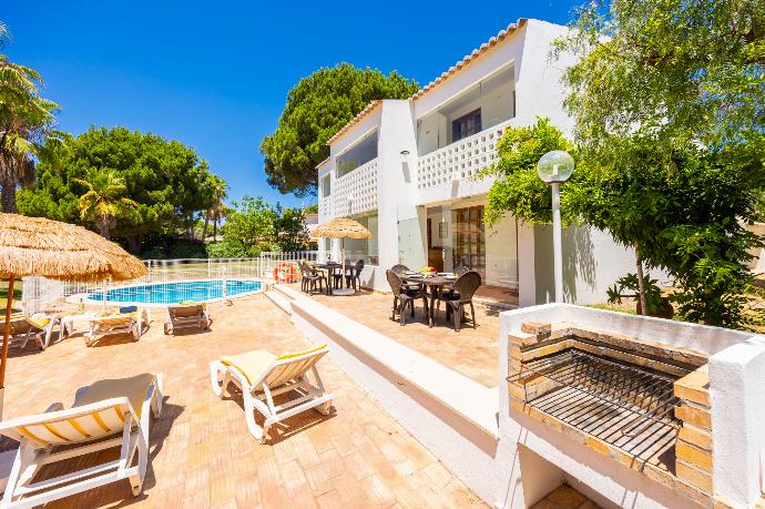 BBQ area . - Villa Mexico . (Fotogalerie) }}