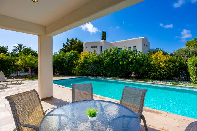  . - Villa Apollonas . (Photo Gallery) }}