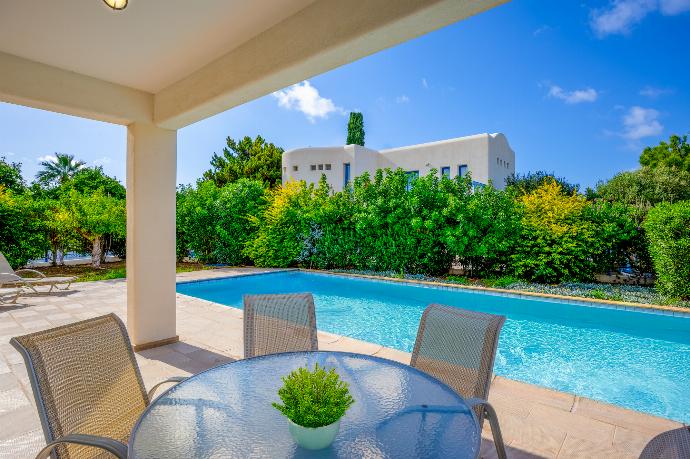  . - Villa Apollonas . (Photo Gallery) }}