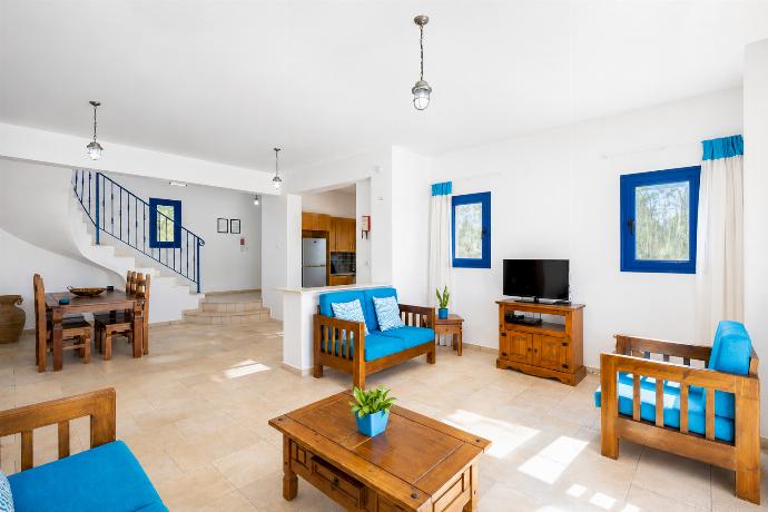 Villa Apollonas