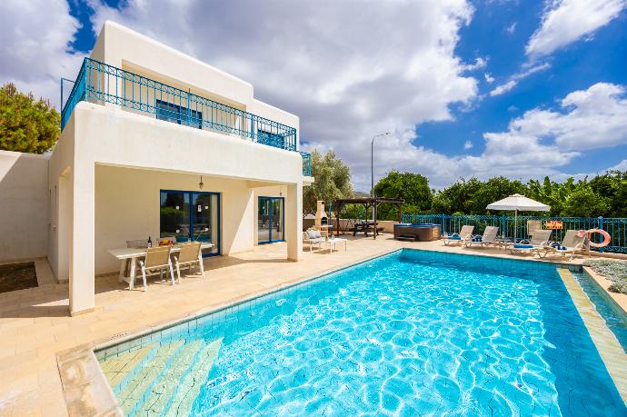 Beautiful villa with private pool and terrace . - Villa Estia . (Photo Gallery) }}