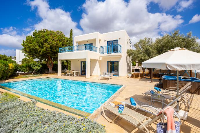 Beautiful villa with private pool and terrace . - Villa Estia . (Photo Gallery) }}