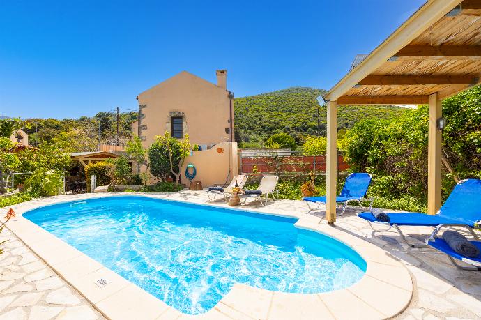 ,Beautiful villa with private pool and terrace . - Villa Kourkoulios . (Photo Gallery) }}