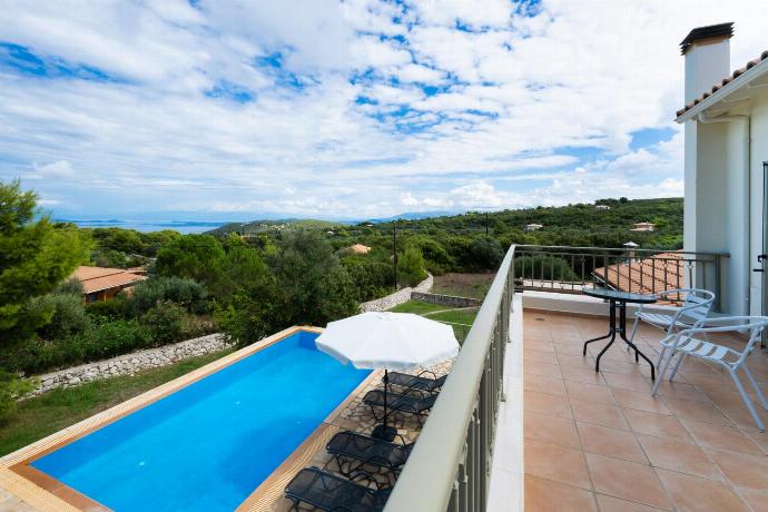  . - Villa Eudora . (Photo Gallery) }}