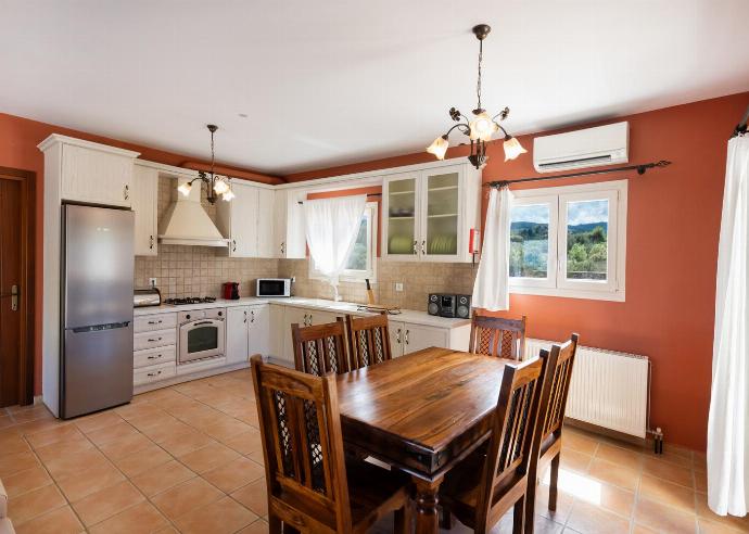  . - Villa Eudora . (Photo Gallery) }}
