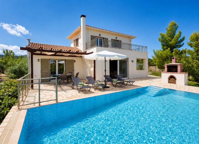  . - Villa Eudora . (Photo Gallery) }}