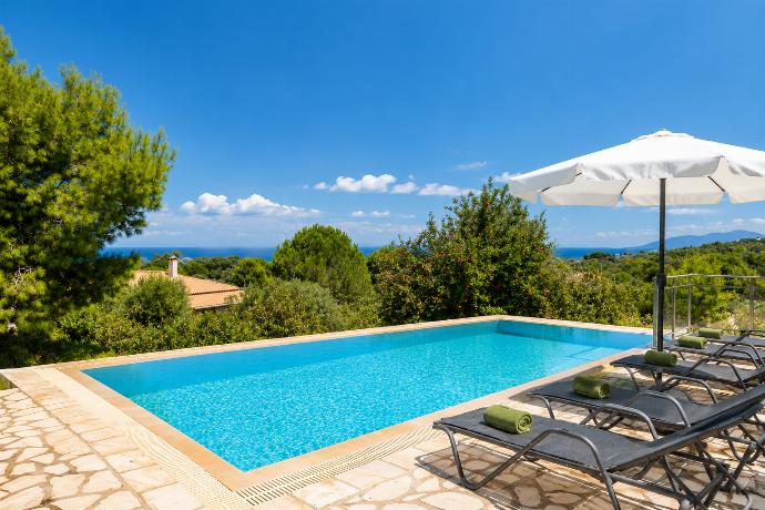  . - Villa Eudora . (Photo Gallery) }}