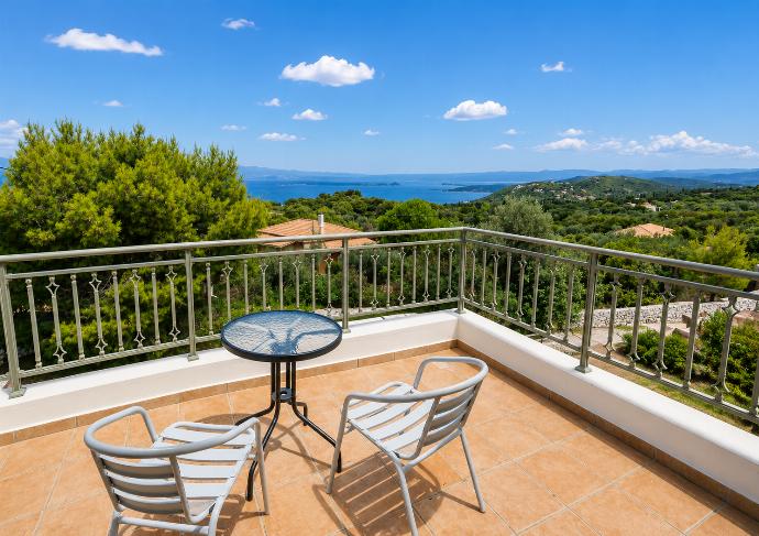  . - Villa Eudora . (Photo Gallery) }}