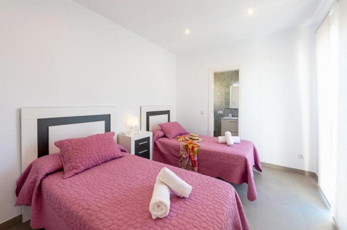  . - Casa Eva . (Photo Gallery) }}