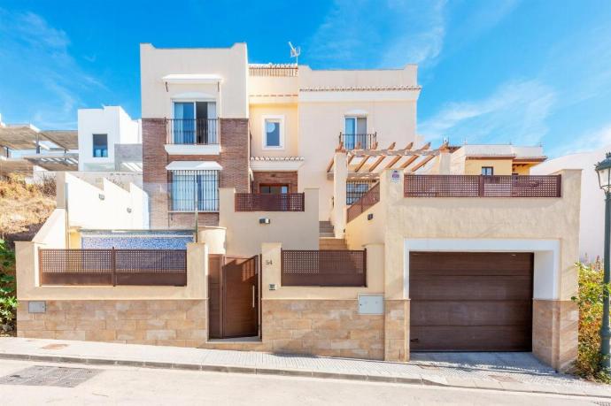  . - Casa Eva . (Photo Gallery) }}