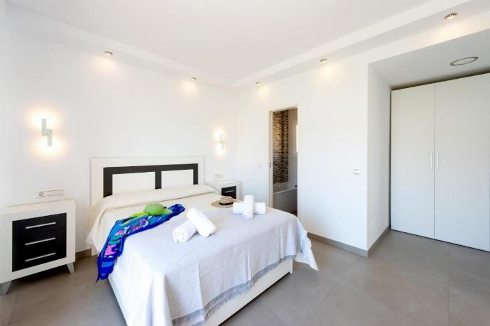  . - Casa Eva . (Photo Gallery) }}