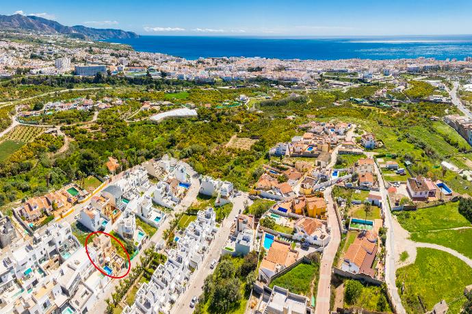 Aerial view showing location of villa . - Casa Eva . (Photo Gallery) }}