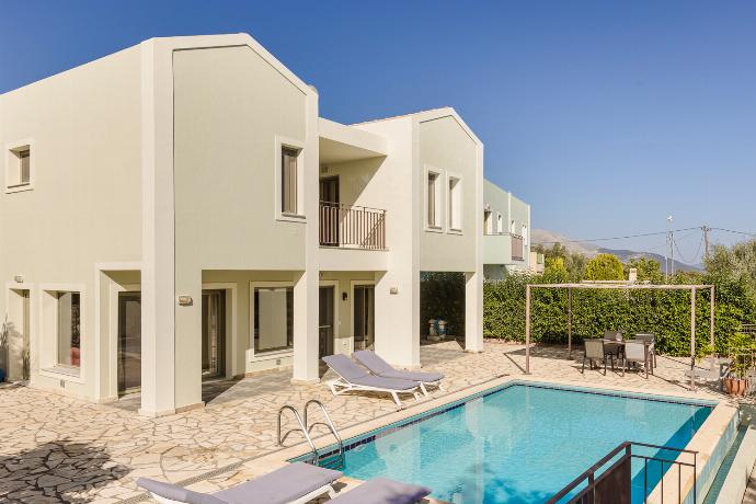 Villa Irineos