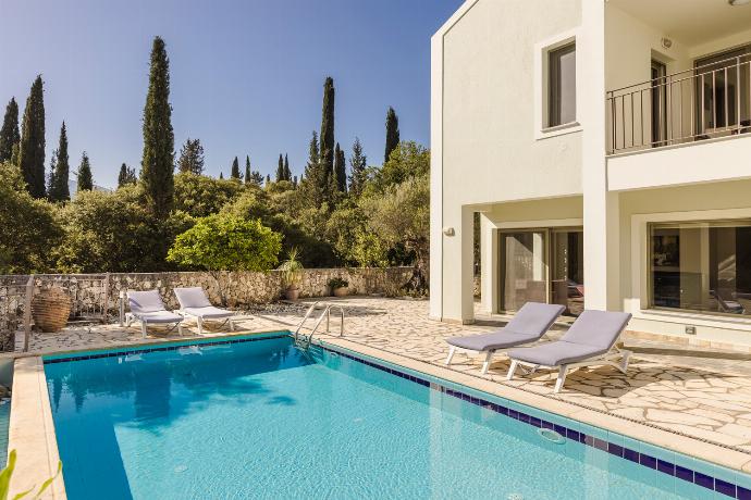 Villa Irineos