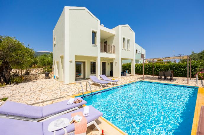 Villa Irineos
