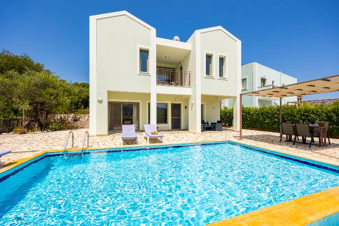 Villa Irineos