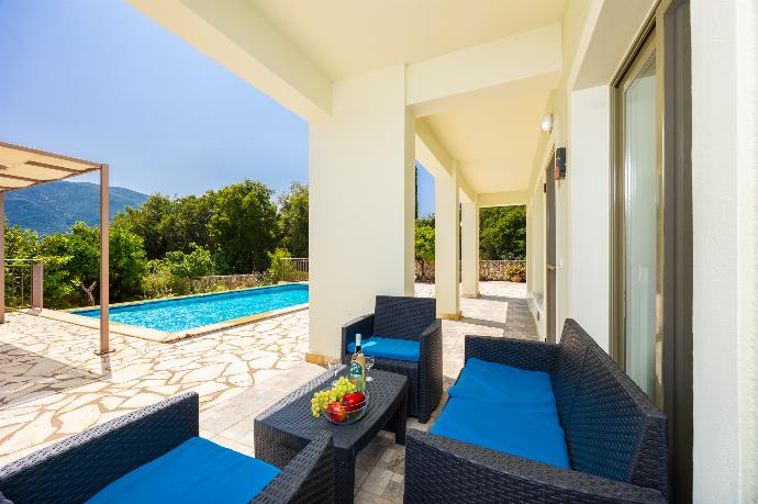 Villa Irineos