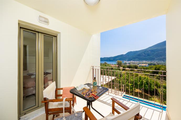 Balcony with sea views . - Villa Irineos . (Photo Gallery) }}