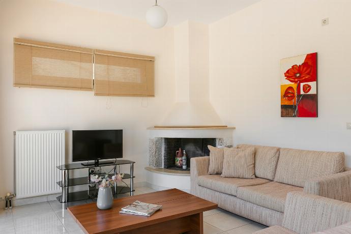  . - Villa Pinelopi . (Photo Gallery) }}