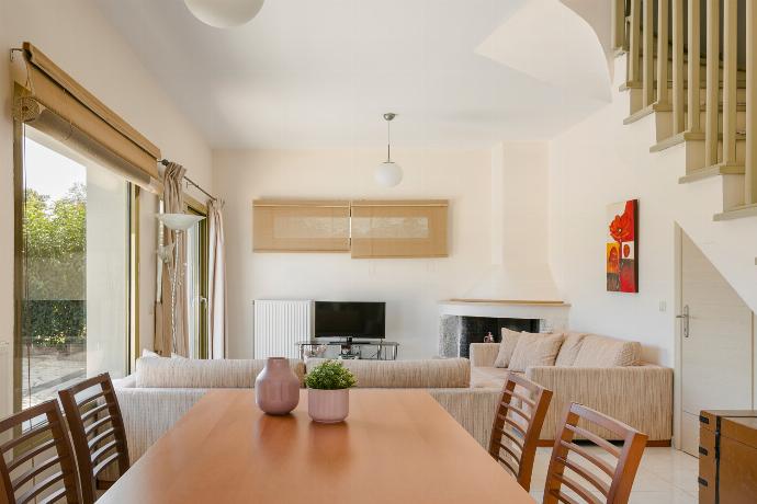  . - Villa Pinelopi . (Photo Gallery) }}