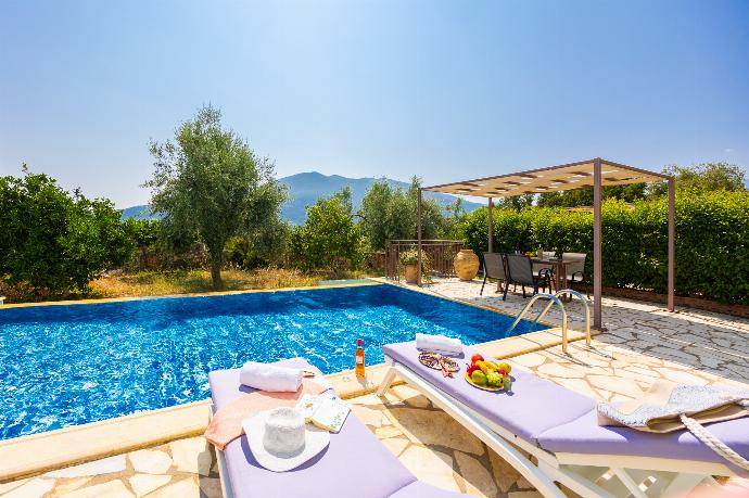Private pool and terrace . - Villa Pinelopi . (Photo Gallery) }}