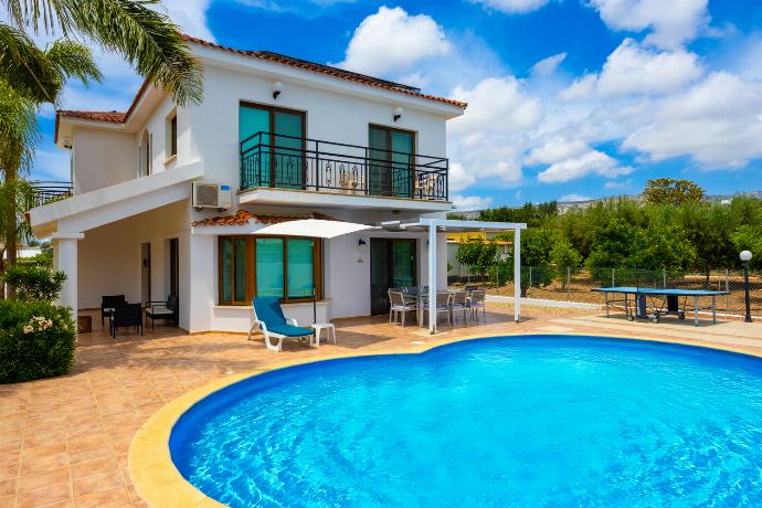  . - Villa Corallina . (Photo Gallery) }}