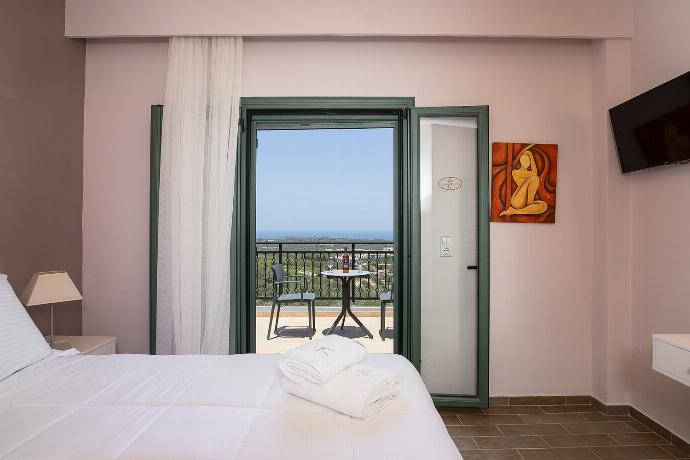  . - Villa Kyveli . (Photo Gallery) }}