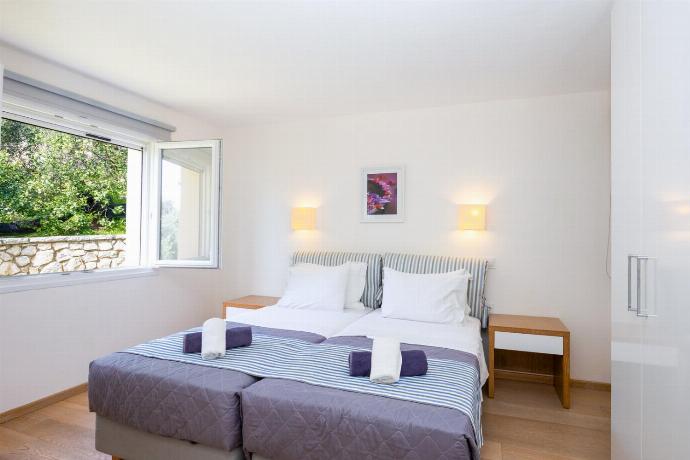  . - Villa Penelope . (Photo Gallery) }}