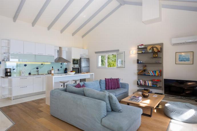  . - Villa Penelope . (Photo Gallery) }}