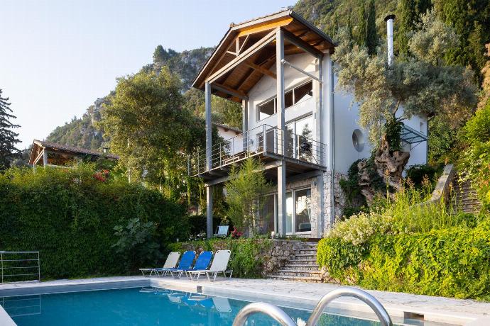 Villa Milos