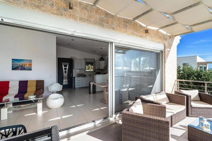  . - Villa Sapfo . (Photo Gallery) }}