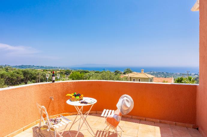  . - Ilios Kefalonia . (Photo Gallery) }}