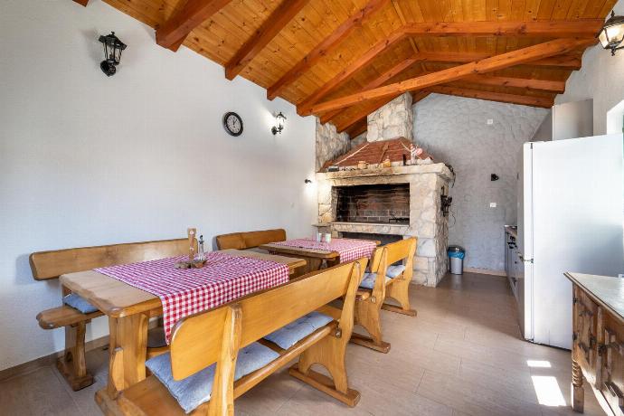  . - Villa Iva . (Photo Gallery) }}