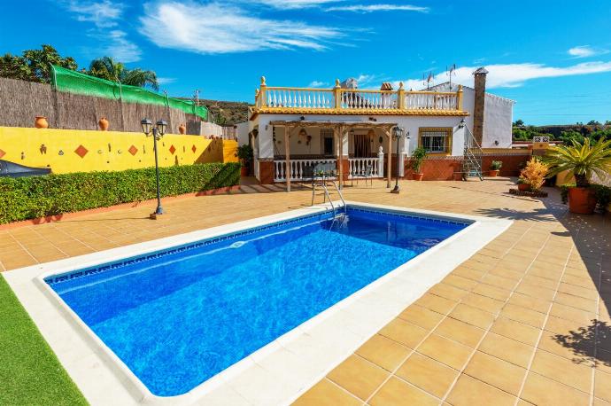 . - Villa Maria Gomez . (Photo Gallery) }}