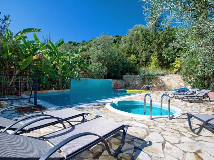  . - Villa Poseidonia . (Photo Gallery) }}