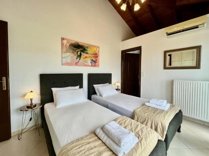  . - Villa Poseidonia . (Photo Gallery) }}